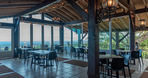 $15 por Gustazo de $30 en el menú abierto con varias opciones de carnes ...