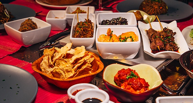 RD$1,632 por Menú indo-holandés para 2 personas que incluye: 1 Entrada