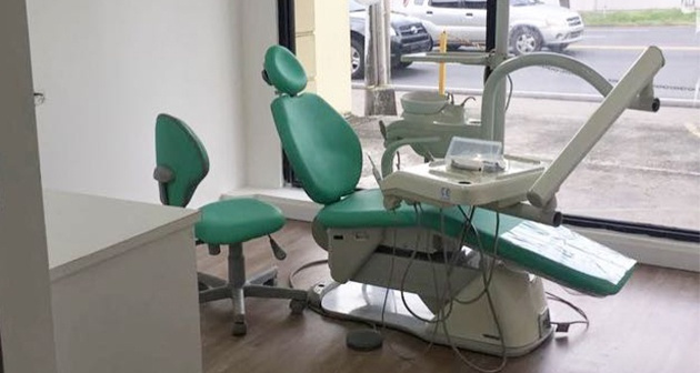 limpieza profunda de dientes yardbird laser