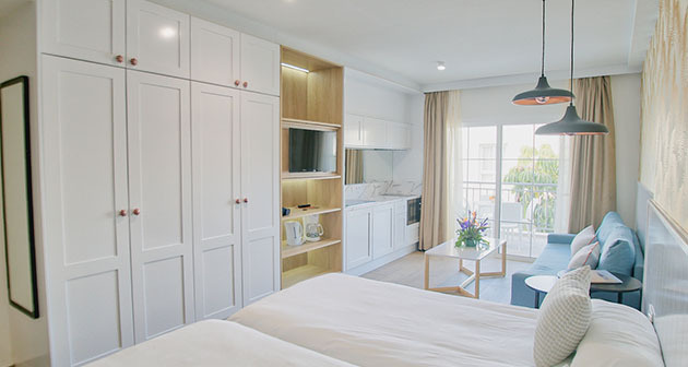 Download Hamaca complejo de playa de 3 dormitorio en suite For Free